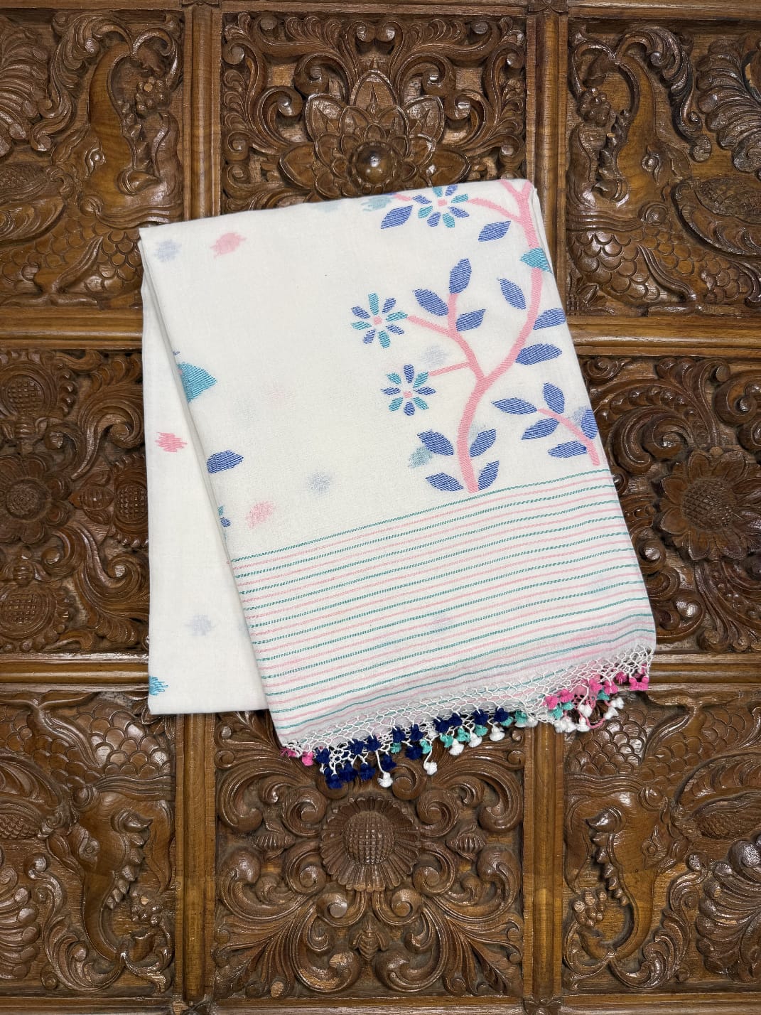 White Floral Malmal Cotton Saree